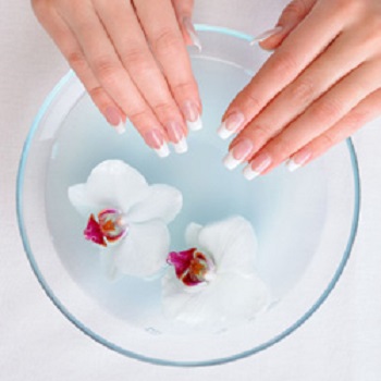 B Nails And Spa - manicure & dipping powder